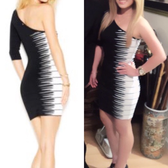 Guess Dresses & Skirts - Guess Bodycon Bandage One Shoulder Dress
